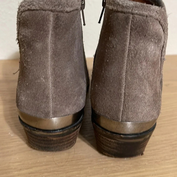 Lucky ankle booties size 6 tan brown - Picture 5 of 16